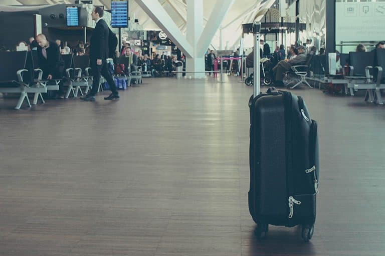 What’s the Difference Between Carry on and Checked Baggage?